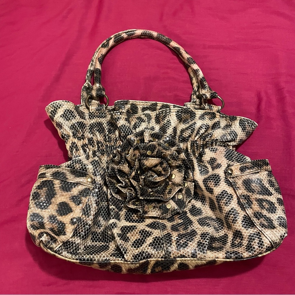 Animal print shoulder bag